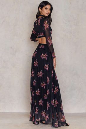 Trendyol-Siyah-Pleated-Dress.jpg