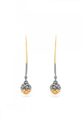 Bottega-Veneta-Intrecciato-Engraved-Long-Earrings.jpg