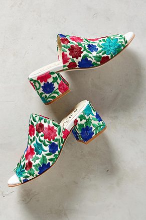 Ouigal-Phoebe-Mule-Sandals.jpg