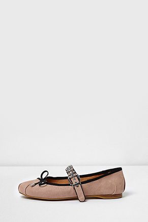 River-Island-Pink-Rhinestone-Embellished-Trim-Ballet-Pumps.jpg